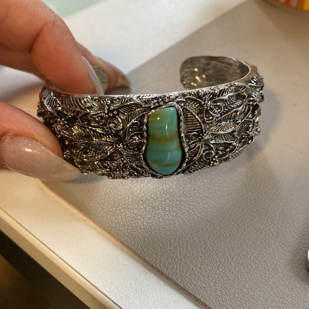 Silver and Turquoise tone Bracelet - OS
